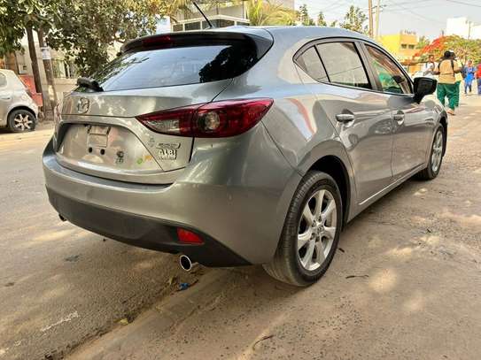 Mazda 3 image 6