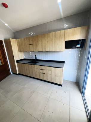 APPARTEMENT F3 HAUT STANDING A NGOR image 3
