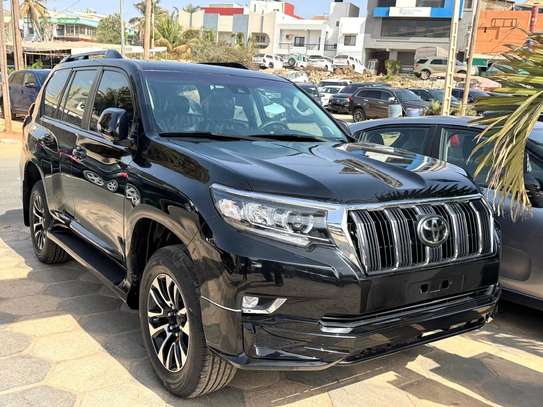 Toyota land cruiser TXL image 5