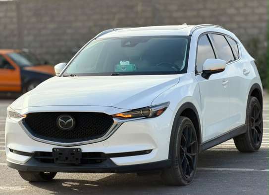 Mazda CX-5 2018 SUV Blanc fiable et élégant image 2