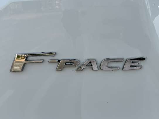 Jaguar F-pace image 7