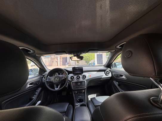 Mercedes GLA 250 image 7