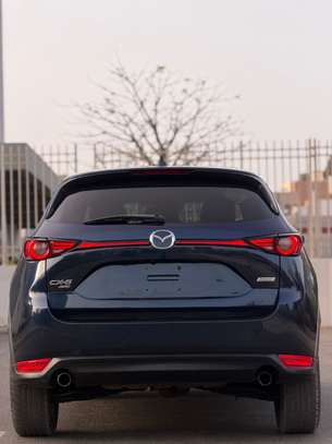 Mazda CX-5 SUV 2017 Bleu Foncé Confort et Performance image 8