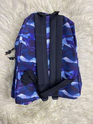 Eastpak sac à dos bleu motifs multicolores standard image 11