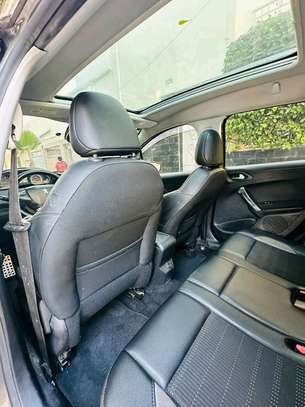Peugeot 2008 2017 image 8