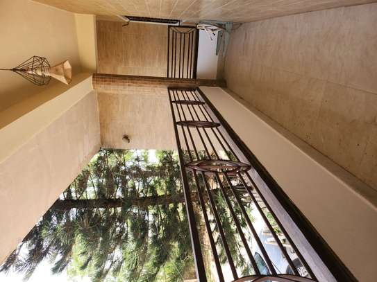 Appartement très grand à Sacré cœur image 4