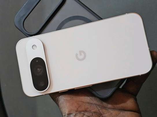 Google pixel 9 Pro 128GB 16GB ram image 2