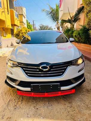 Renault SM6 image 2