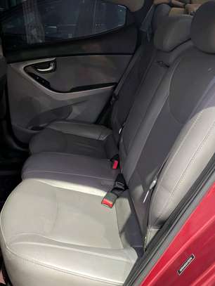 Hyundai elantra 2016 full options image 5