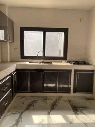 Appartements a louer aux Almadies image 7