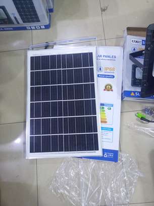 UKC - Projecteur solaire 400W, étanchéité IP68 image 4