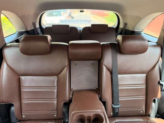 Kia sorento image 11