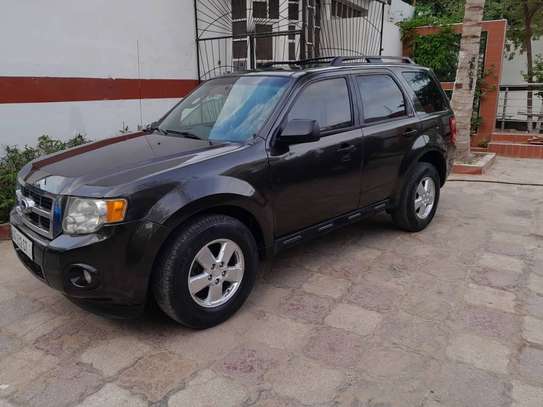 Ford Escape image 10