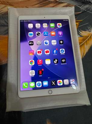 iPad Air (3e génération) wifi 256g Gold image 3
