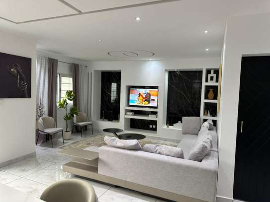 Appartement meublé de type F4 au Point-E image 12