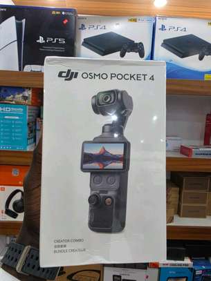 DJI osmo pocket 4 creator combo image 4
