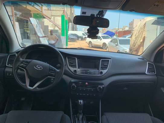 HYUNDAI TUCSON 2016 image 11