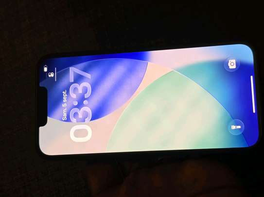 IPhone 16E 128GB Batterie 100%sim physique image 3