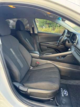 HYUNDAI ELANTRA 2021 image 11
