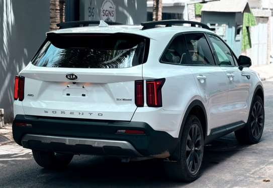 Kia sorento sx prestige 2021 image 4