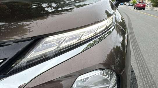 Mitsubishi Outlander image 9