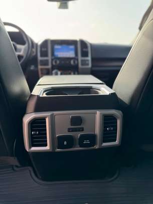 Ford F150 Lariat 2017 image 6