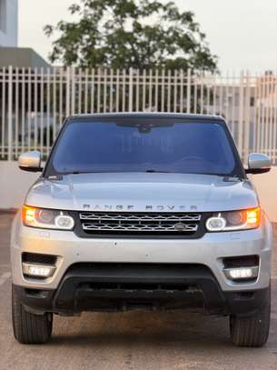 Range Rover Sport HSE Td6 année 2017 image 4