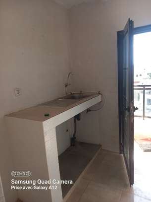 Studio à louer à Ouakam image 6