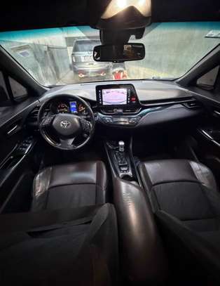 Toyota Chr image 5