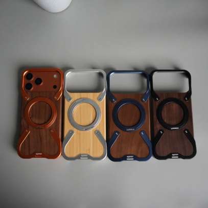 Apple coque en bois et aluminium pour iphone 17 pro Max image 7