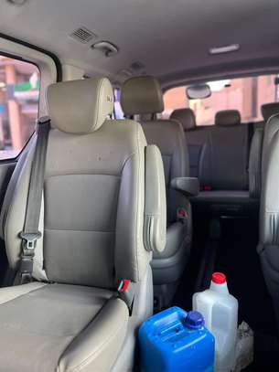LOCATION HYUNDAI STAREX 9 PLACES AVEC CHAUFFEUR image 4