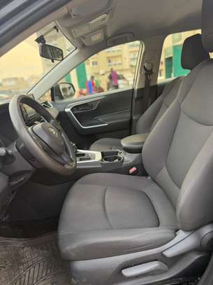 Toyota rav4 Anne 2021 image 6