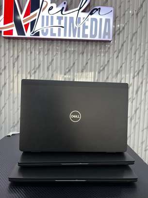 Dell 7330 I7 image 2