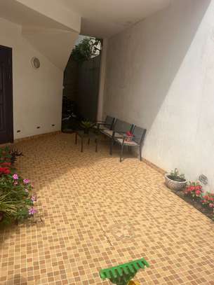 VILLA R+1 À LOUER – ALMADIE 2 (RUFISQUE) image 5