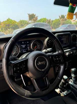 Location Jeep Wrangler image 3