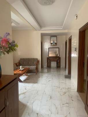 Appartement de type F4 à louer à Mermoz batrain image 3