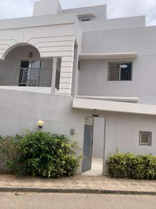 Location Villa 4 chambres salon Cité cheikh Amar Mamelles image 9