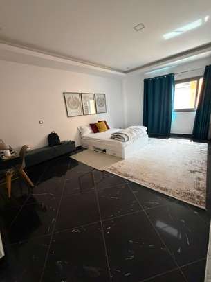 Penthouse duplex à louer à Ouakam image 15
