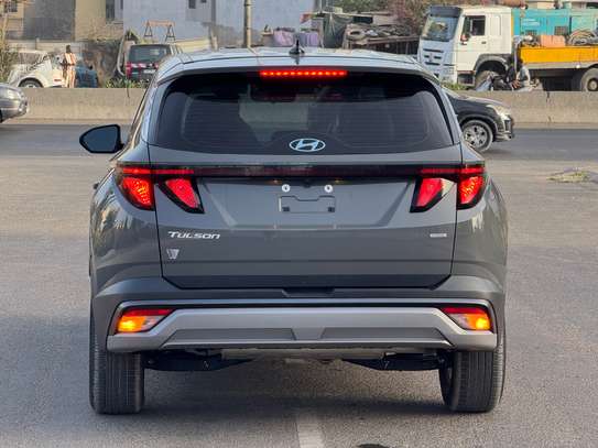 Hyundai Tucson année 2025 essence automatique image 3