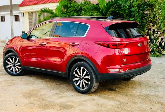 Kia Sportage image 3
