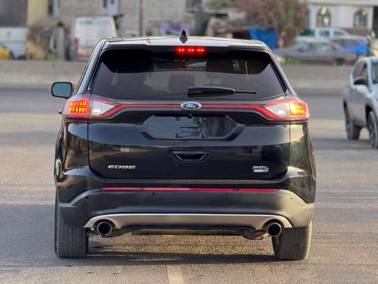 Ford Edge 2017 venant 4 cylindres 2.0 version 4x4 image 9