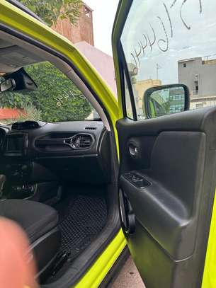 Jeep Renegade 2018 image 8
