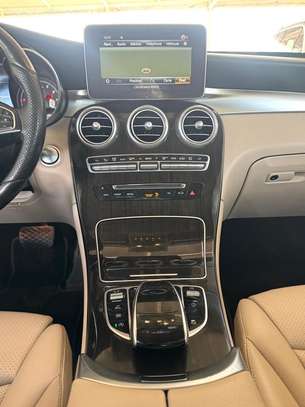 Mercedes Benz GLC 300 coupe image 8