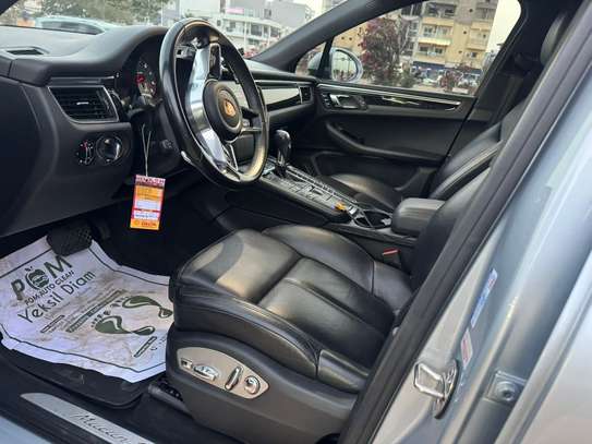Porsche macan 2018 image 3