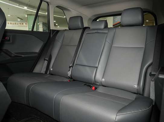 TOYOTA RAV4 NOUVEAU MODEL - NEUF - 0km image 2