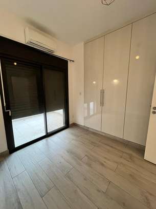 Appartement F4  à louer au Point  E image 6