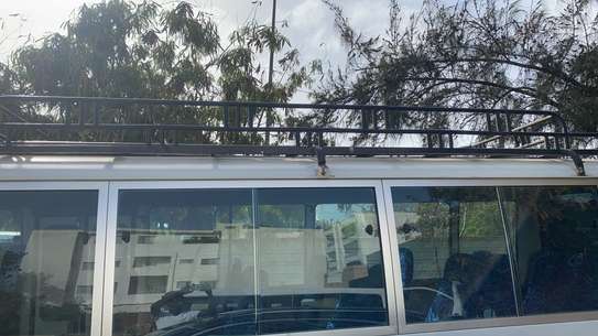 LOCATION BUS image 8