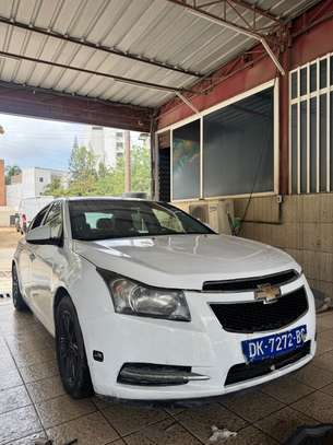 Chevrolet Cruze LT 2011 image 2