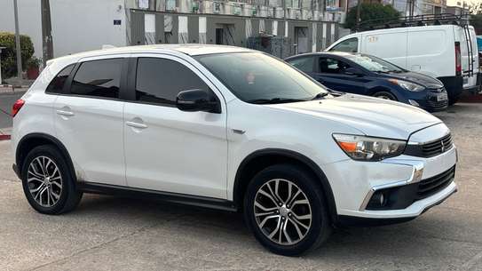MITSUBISHI OUTLANDER image 6