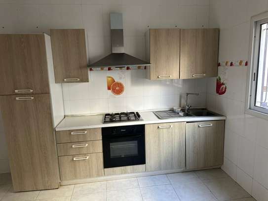 Location Duplex 4 chambres salon Point E image 14